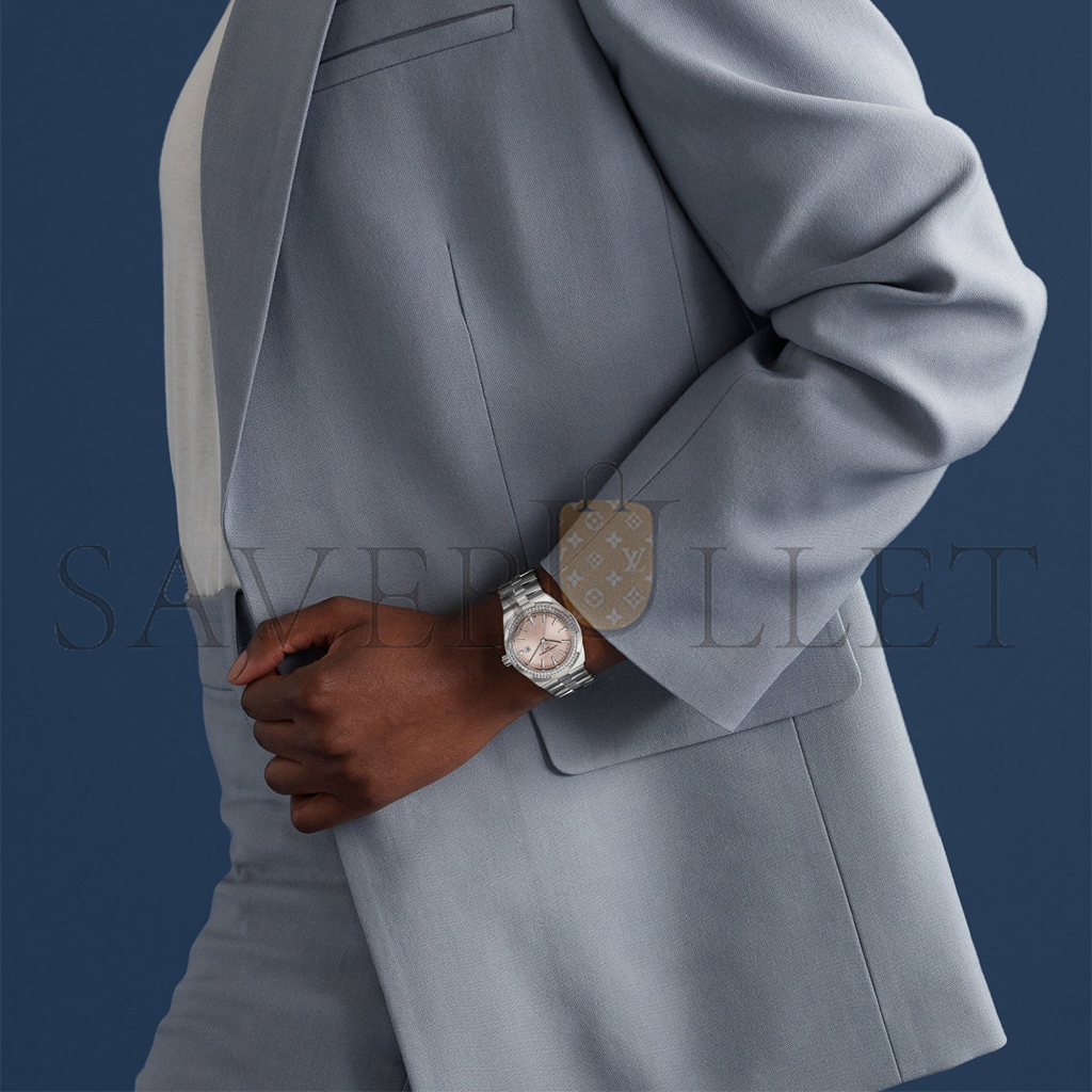 VACHERON CONSTANTIN OVERSEAS SELF-WINDING 34.5 MM WATCH 4600V/200R-B979 VACHERON CONSTANTIN OVERSEAS SELF-WINDING 34.5 MM WATCH 4600V/200R-B979